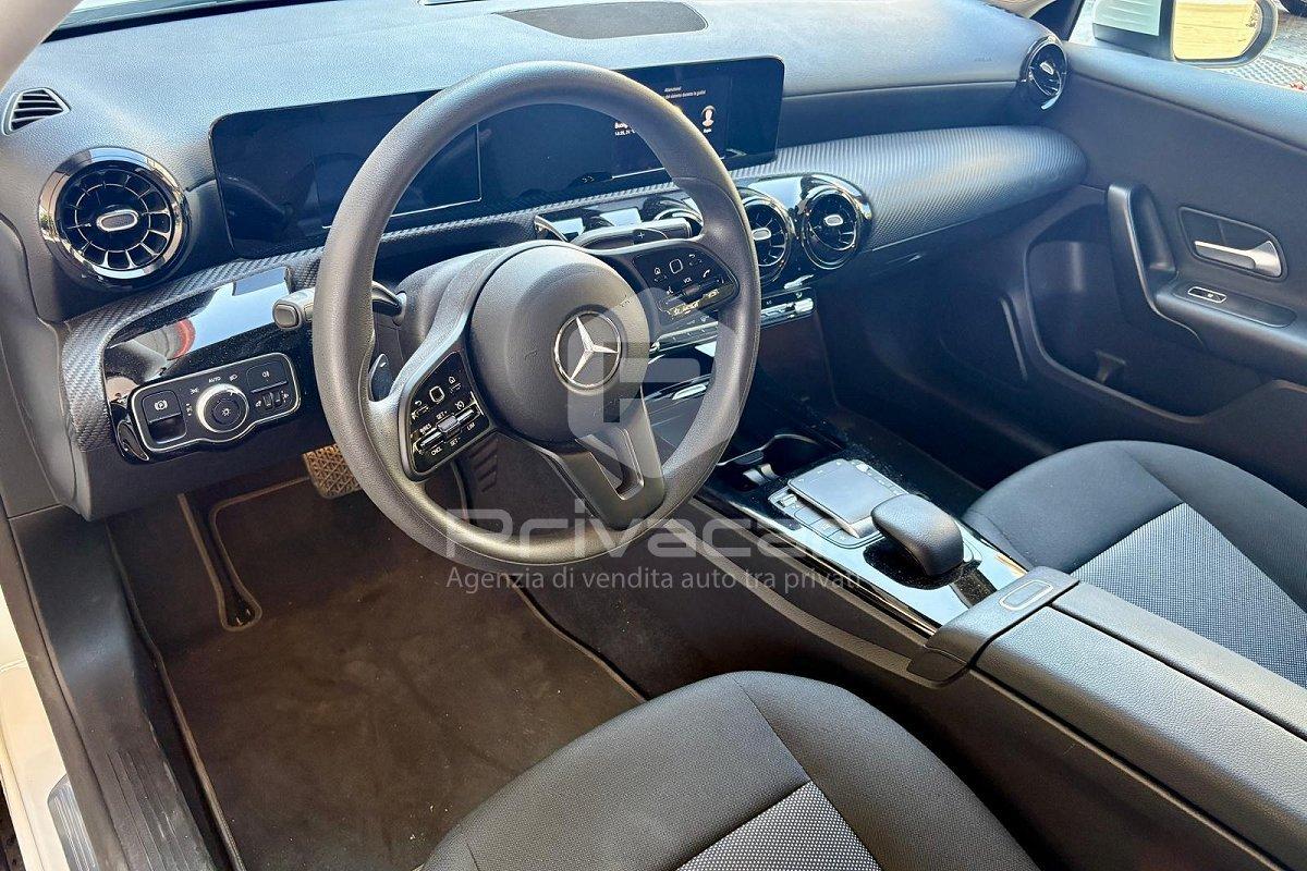 MERCEDES A 180 Automatic Business