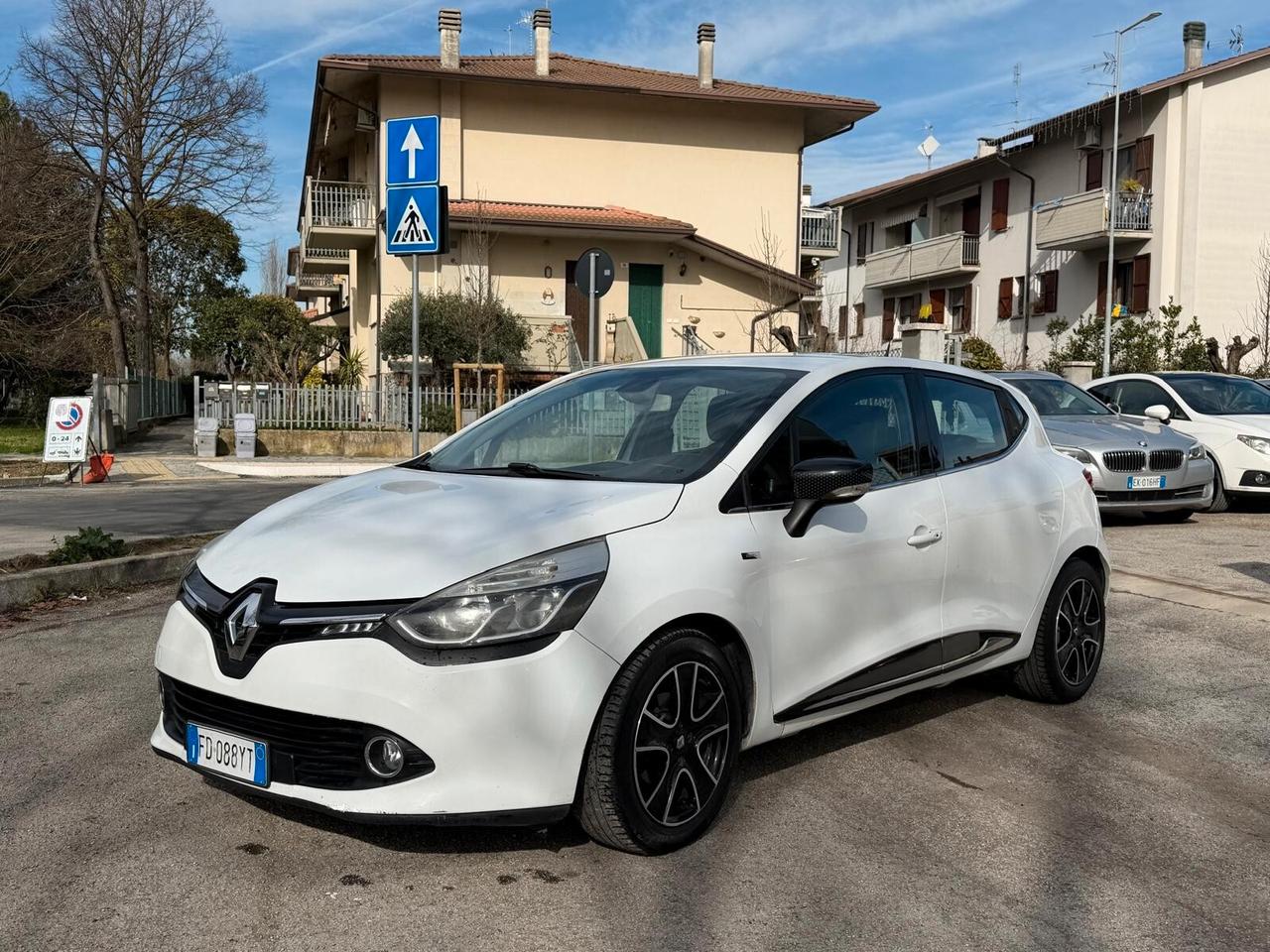 Renault Clio dCi 8V 90 CV Start&Stop 5 porte Energy Duel