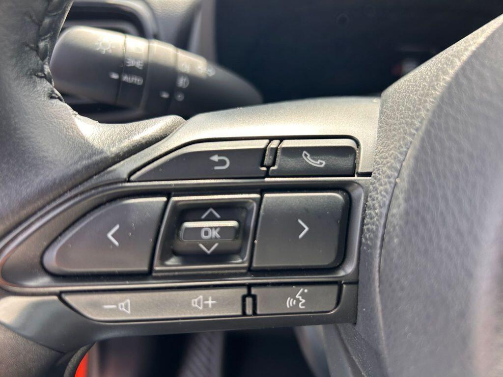Toyota Yaris Cross 1.5 Hybrid Orange Edition