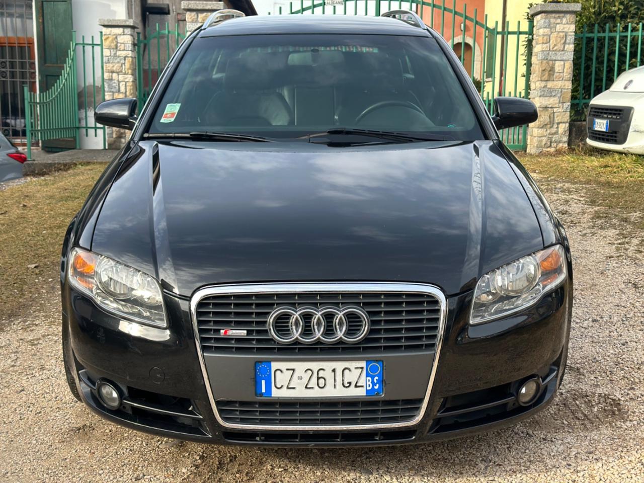 Audi A4 2.0 16V TDI AVANT SLINE KMCERT UNICOPR