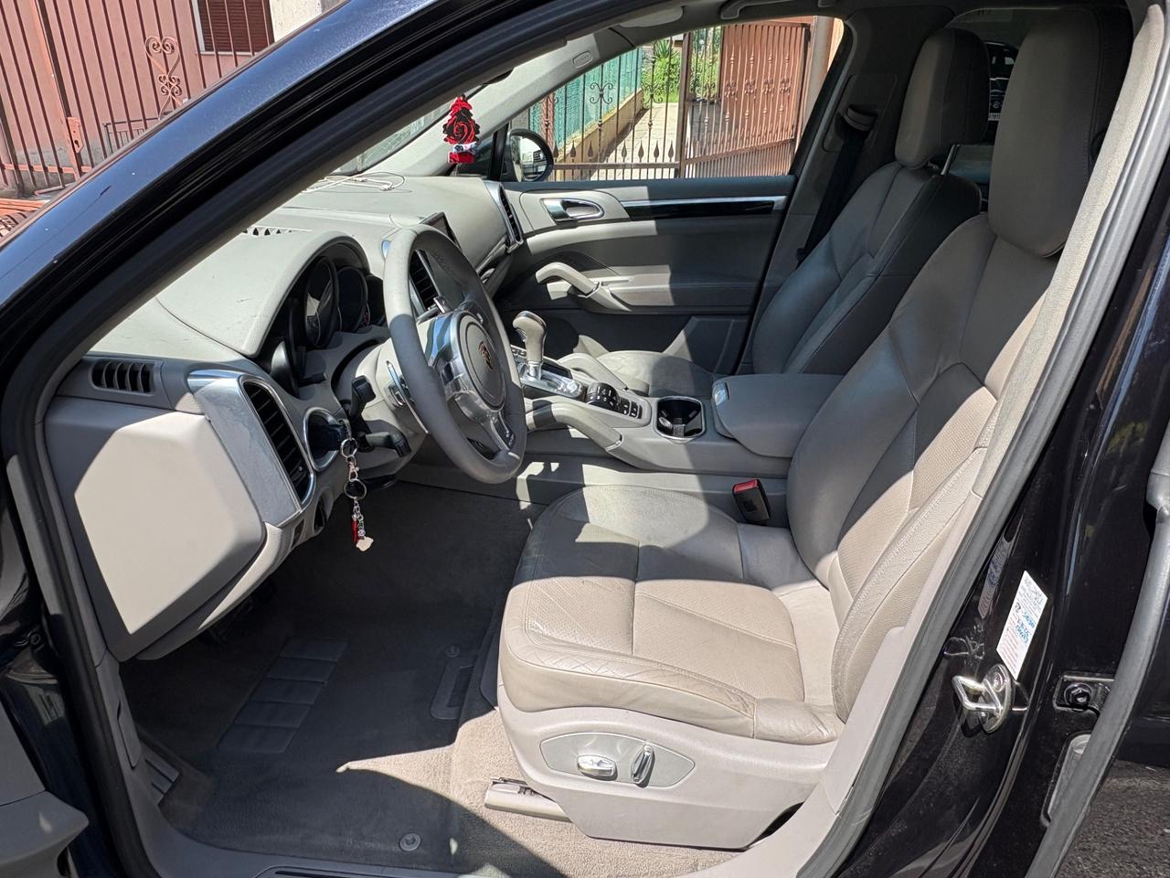 Porsche Cayenne 3.0 Diesel 11/2011 ACCETTO PERMUTE