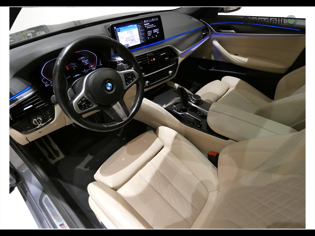 BMW Serie 5(G30/31/F90) - 520d 48V Touring Msport
