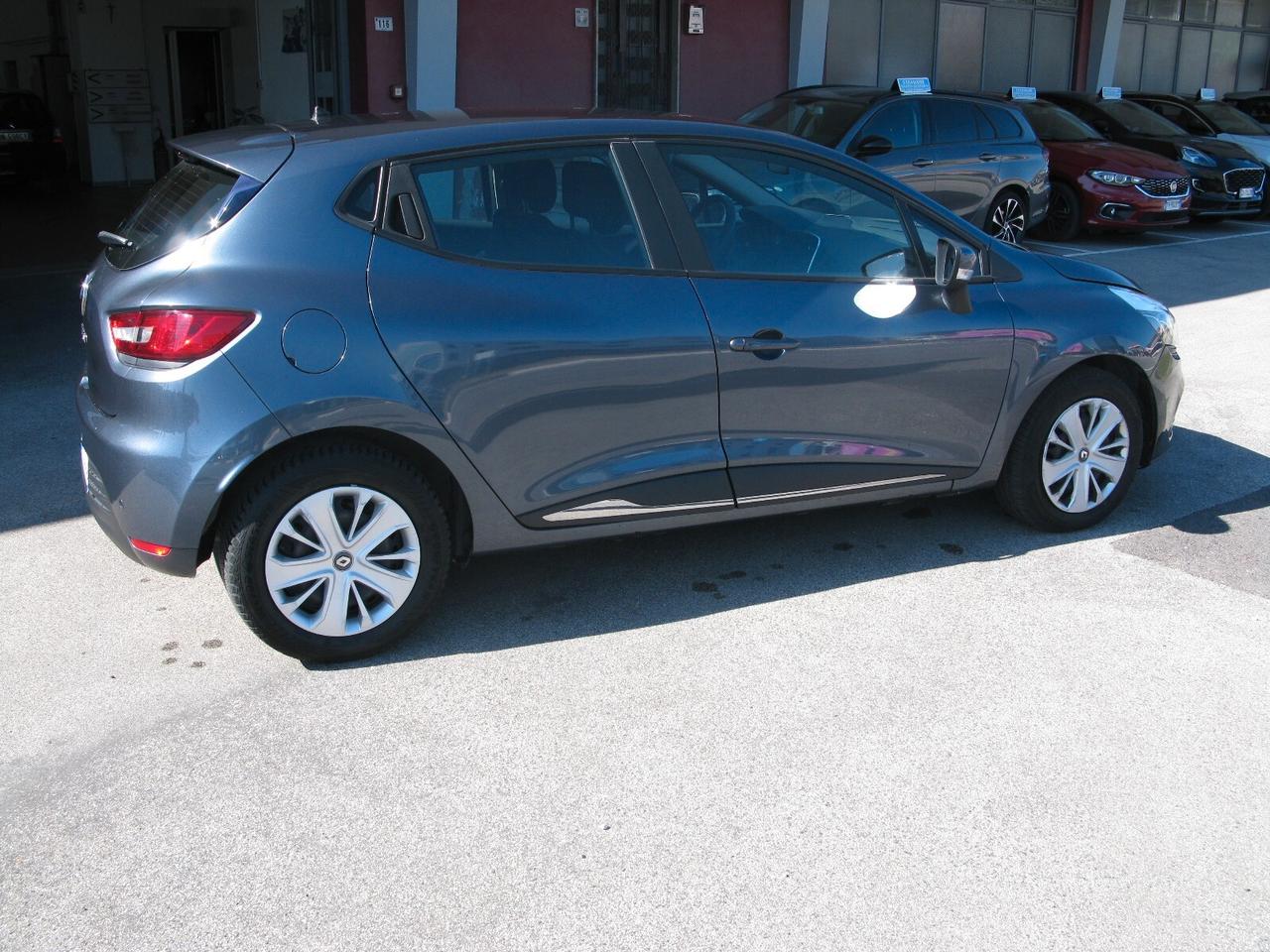 Renault Clio TCe 12V 75 CV 5 porte Business