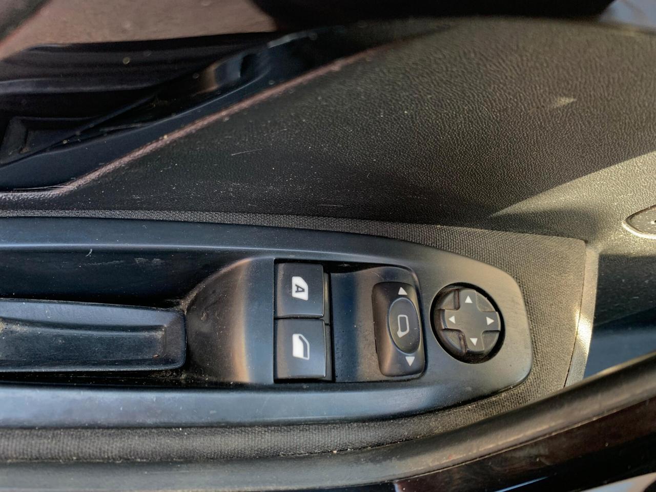 Peugeot 208 PureTech 68 3 porte Access