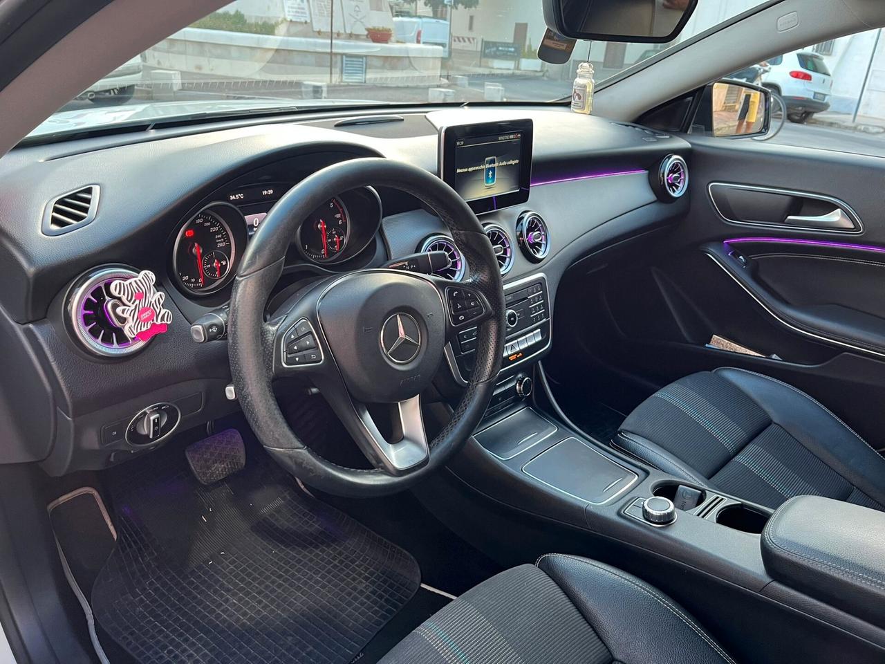 Mercedes-benz CLA 200 d S.W. Automatic Premium
