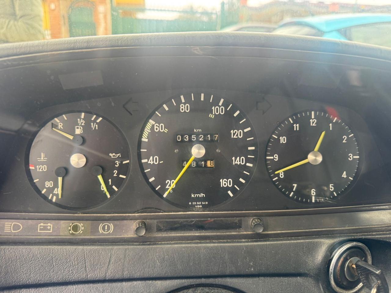 Mercedes-benz 200 berlina