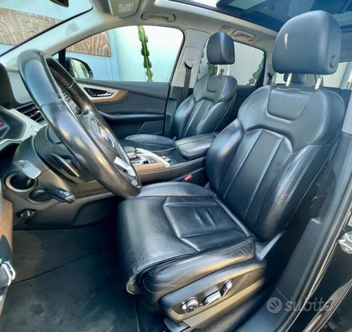 AUDI Q7 3.0 TDI 272 CV quattro tiptronic Busines