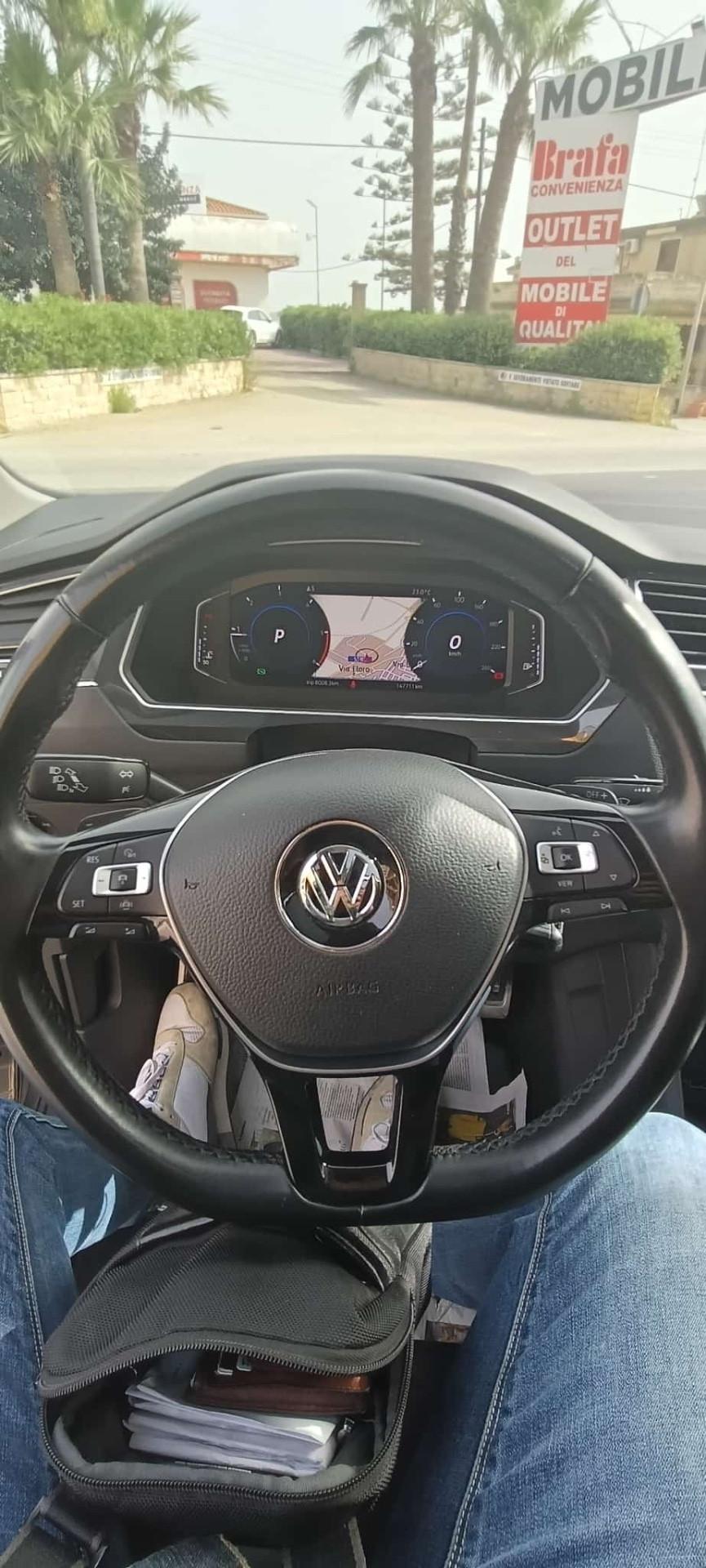 Volkswagen Tiguan 2.0 TDI SCR DSG 4MOTION Sport BMT