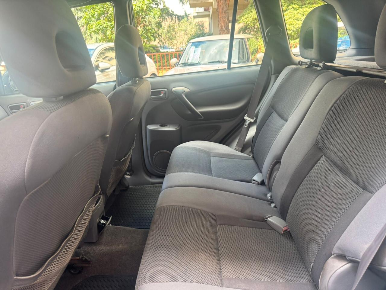 Toyota RAV 4 RAV4 2.0 Tdi D-4D cat 5 porte Sol