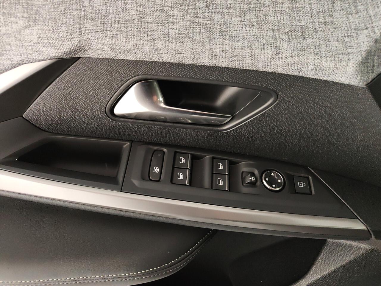 Peugeot 3008 Hybrid 145 e-DCS6 GT