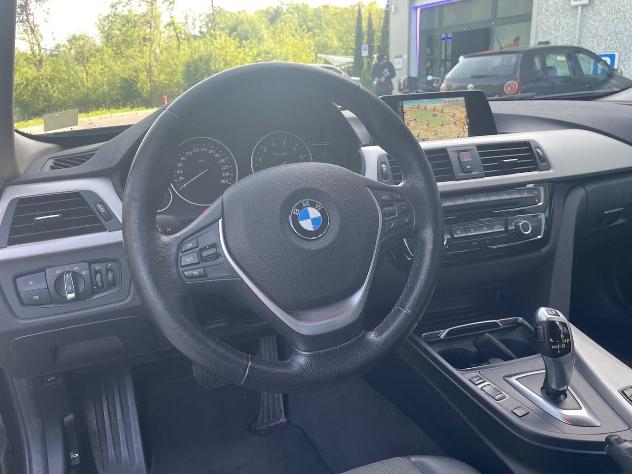 Bmw 318 318i Business Automatik*Neopatentati*Navi*