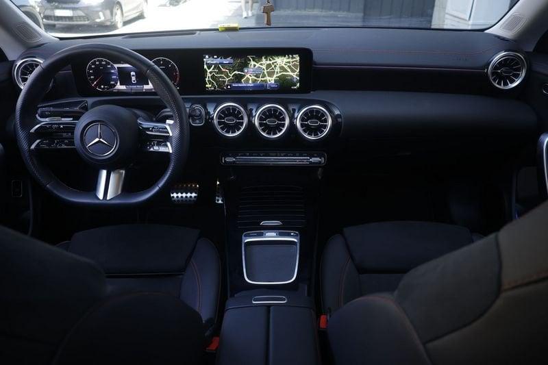 Mercedes-Benz CLA Mercedes-Benz CLA 200 d AMG Line Premium Plus Tetto Panoramico Unicoproprietario
