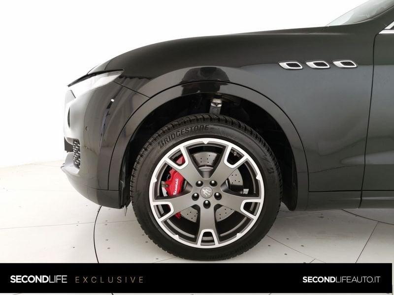 Maserati Levante 3.0 V6 430cv auto