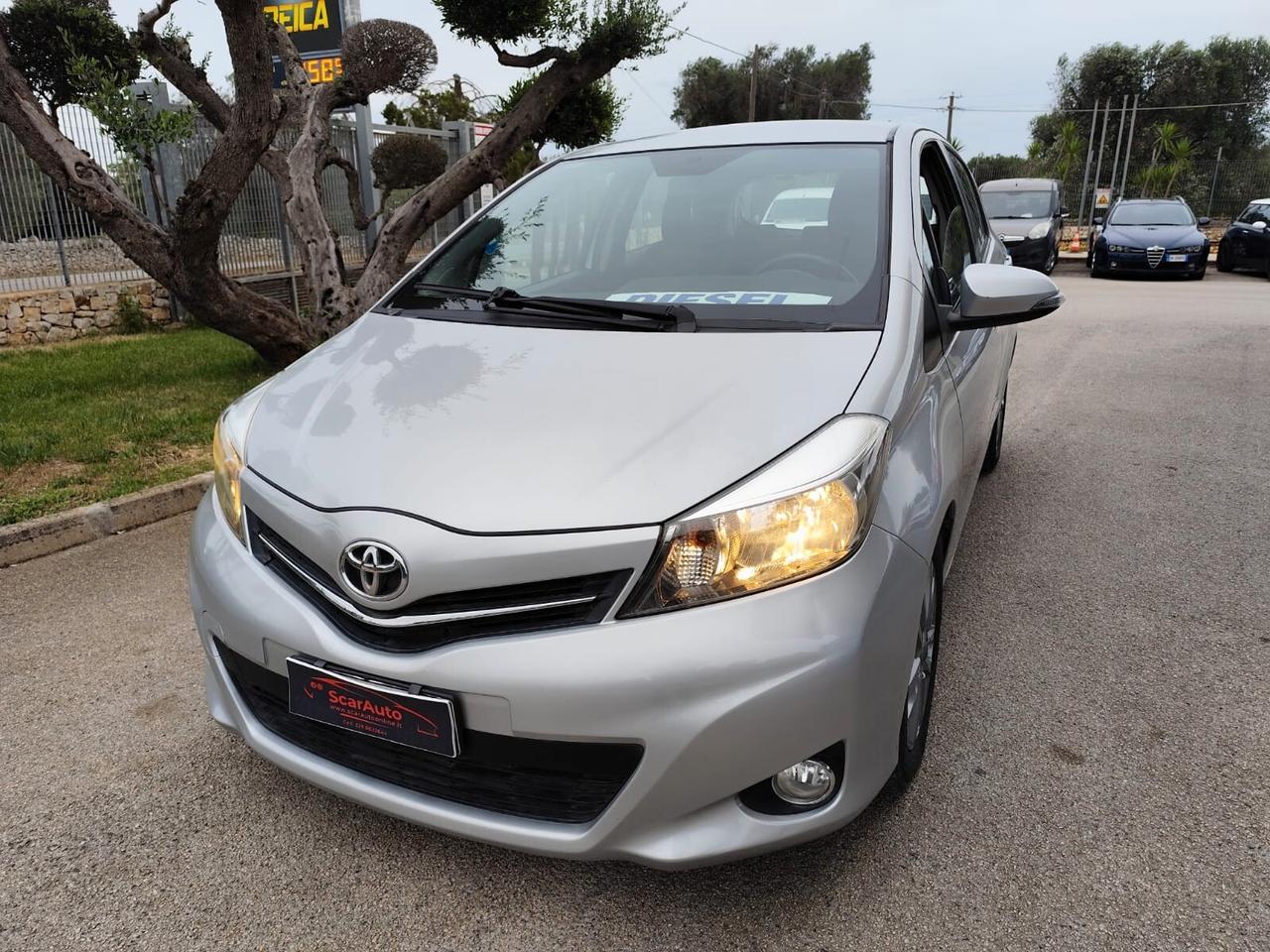 Toyota Yaris 1.4 D-4D 5 porte Active
