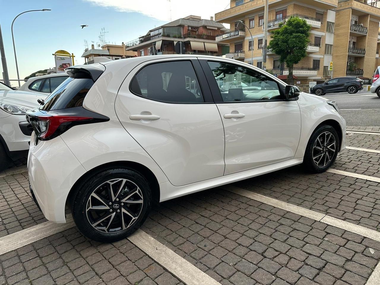 Toyota Yaris 1.5 Hybrid Lounge - COME NUOVA - UNIPRO’ !!