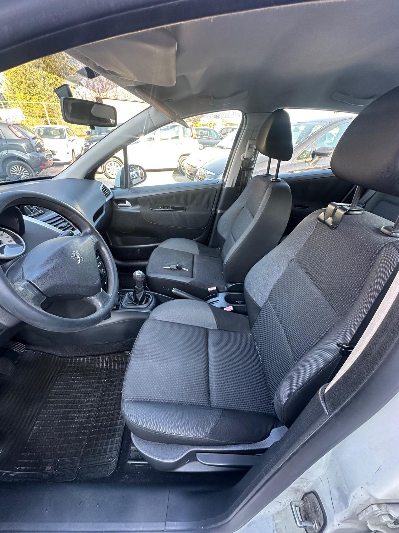 Peugeot 207 1.4 8V 75CV 5p. Energie Sport ECO GPL