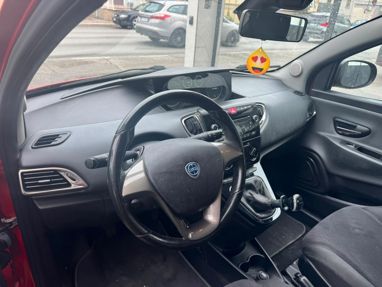 Lancia Ypsilon 0.9 TwinAir 85 CV 5 porte S&S Silver