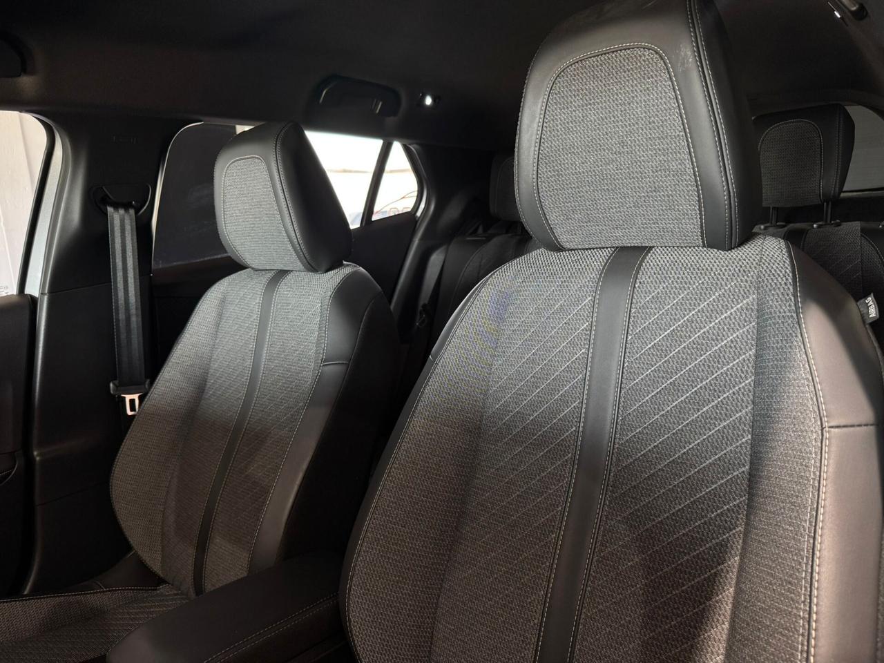 Peugeot 2008 PureTech 130 S&S EAT8 Allure