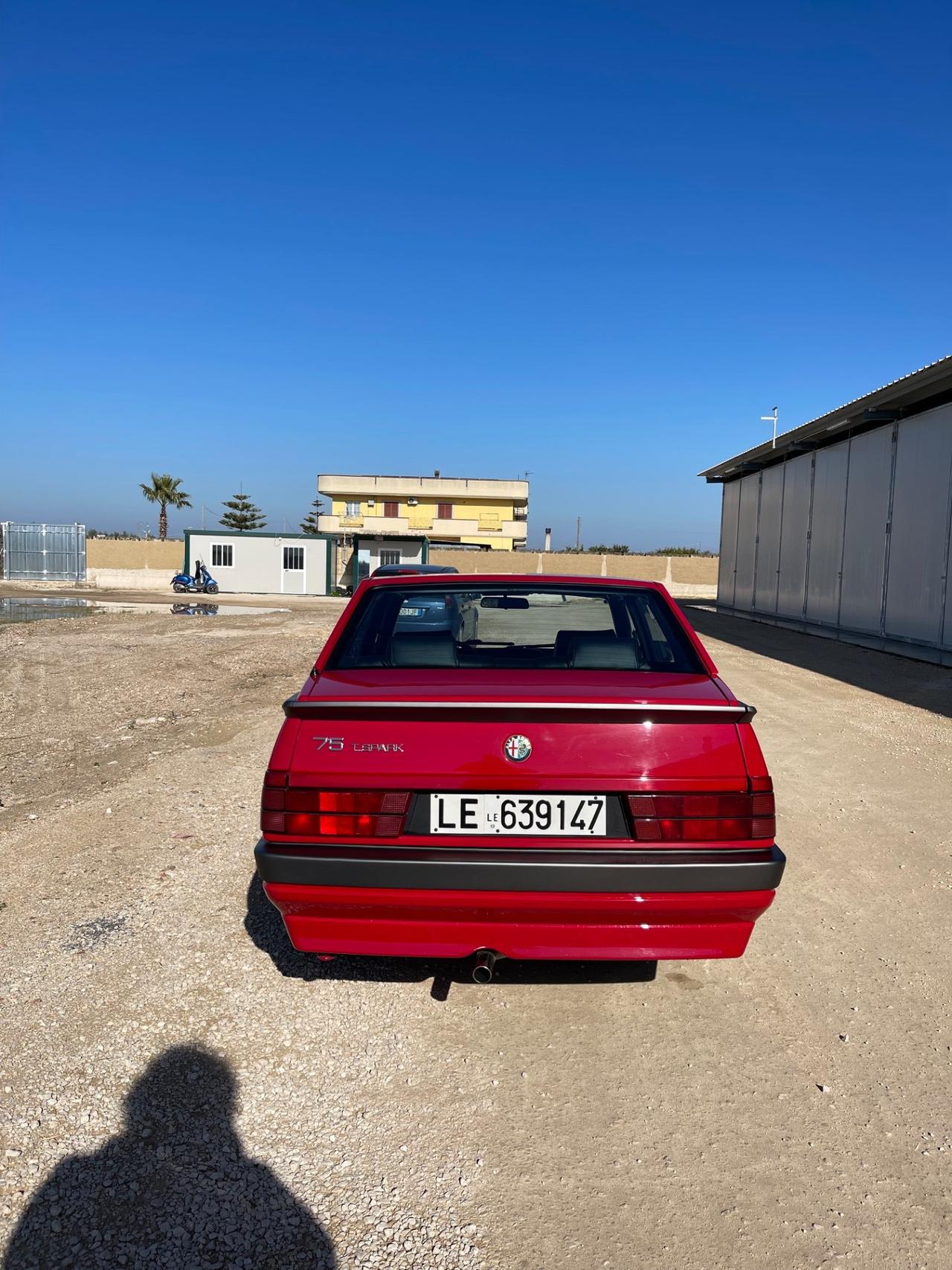 Alfa Romeo 75 2.0i Twin Spark PARI AL NUOVO