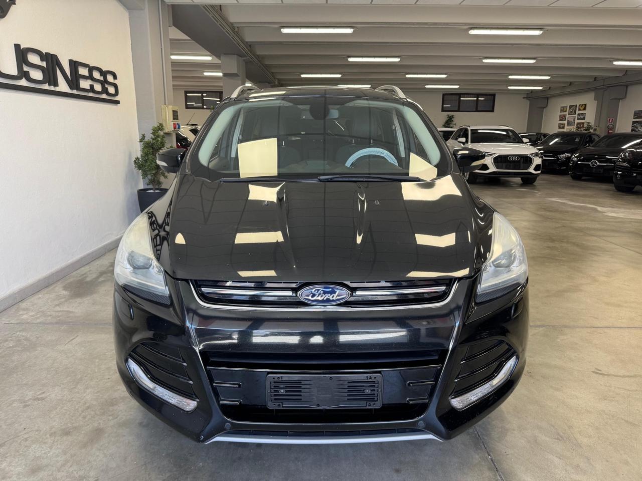 Ford Kuga 2.0 TDCI 163 CV 4WD Powershift Titanium