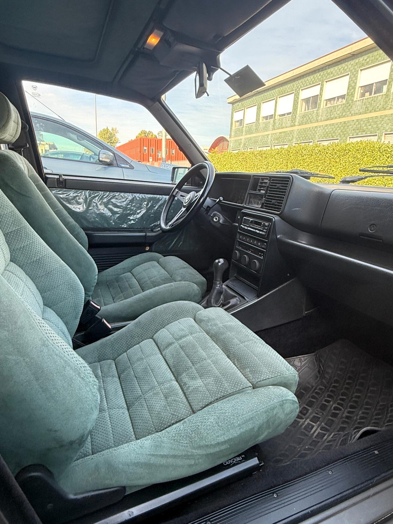 Lancia Delta 2.0i.e. turbo 16V HF integrale