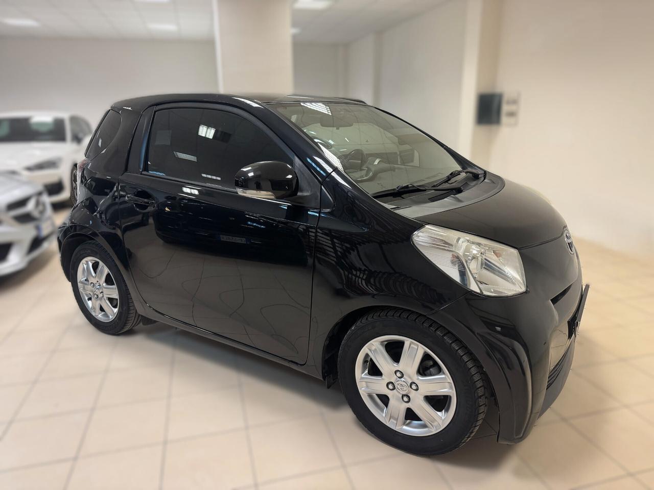 Toyota iQ 1.4 DIESEL