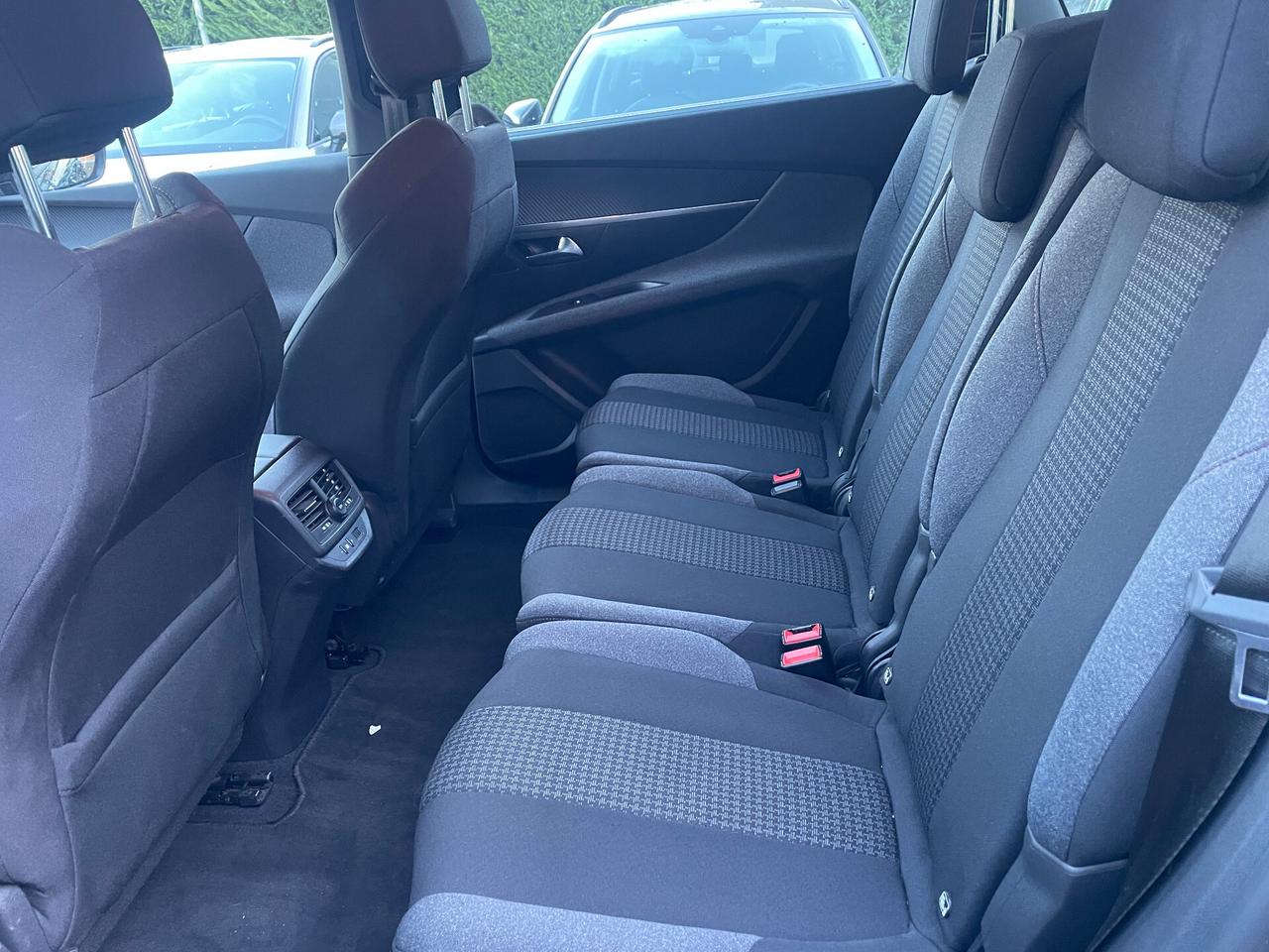 Peugeot 5008 BlueHDi 130 S&S EAT8 Allure Pack