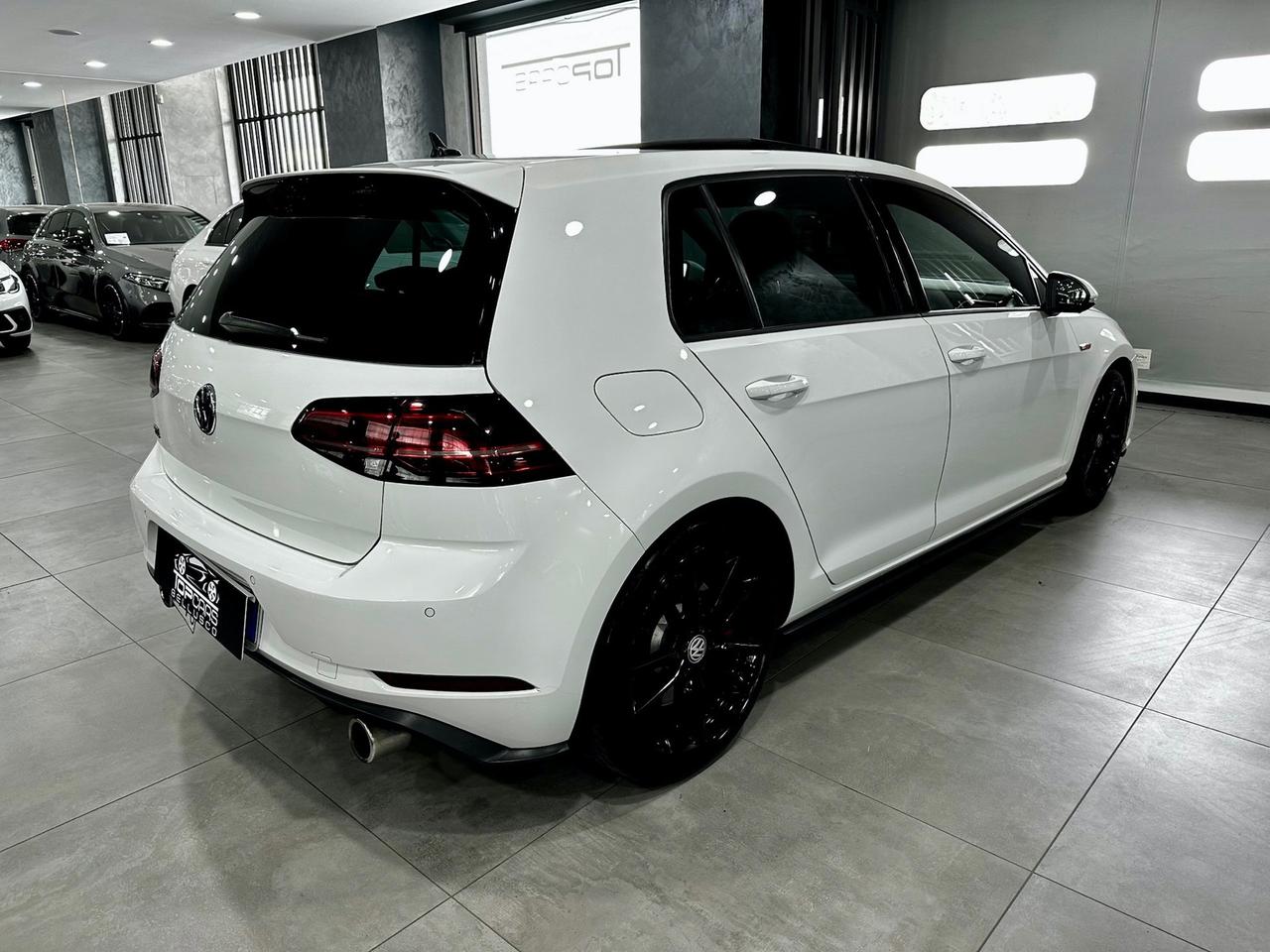 Volkswagen Golf GTI Performance 2.0 245 CV TSI DSG 5p.