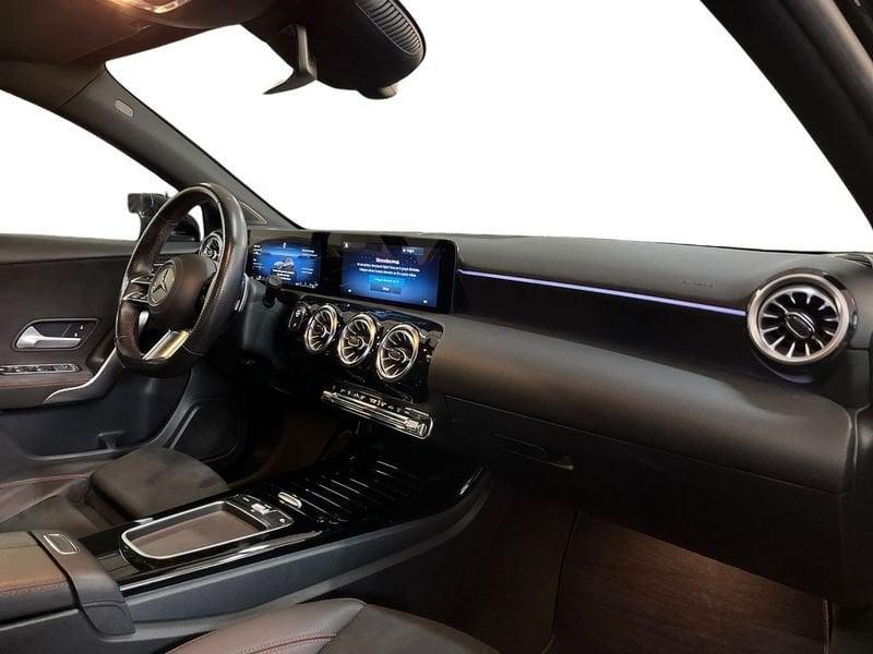 Mercedes-Benz Classe A - W177 2023 A 180 d AMG Line Advanced Plus auto