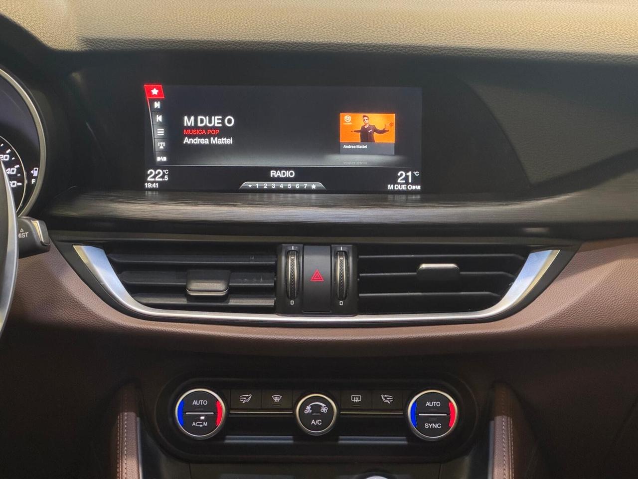 Alfa Romeo Stelvio 2.2 Q4 210 CV AT8 tetto panoramico