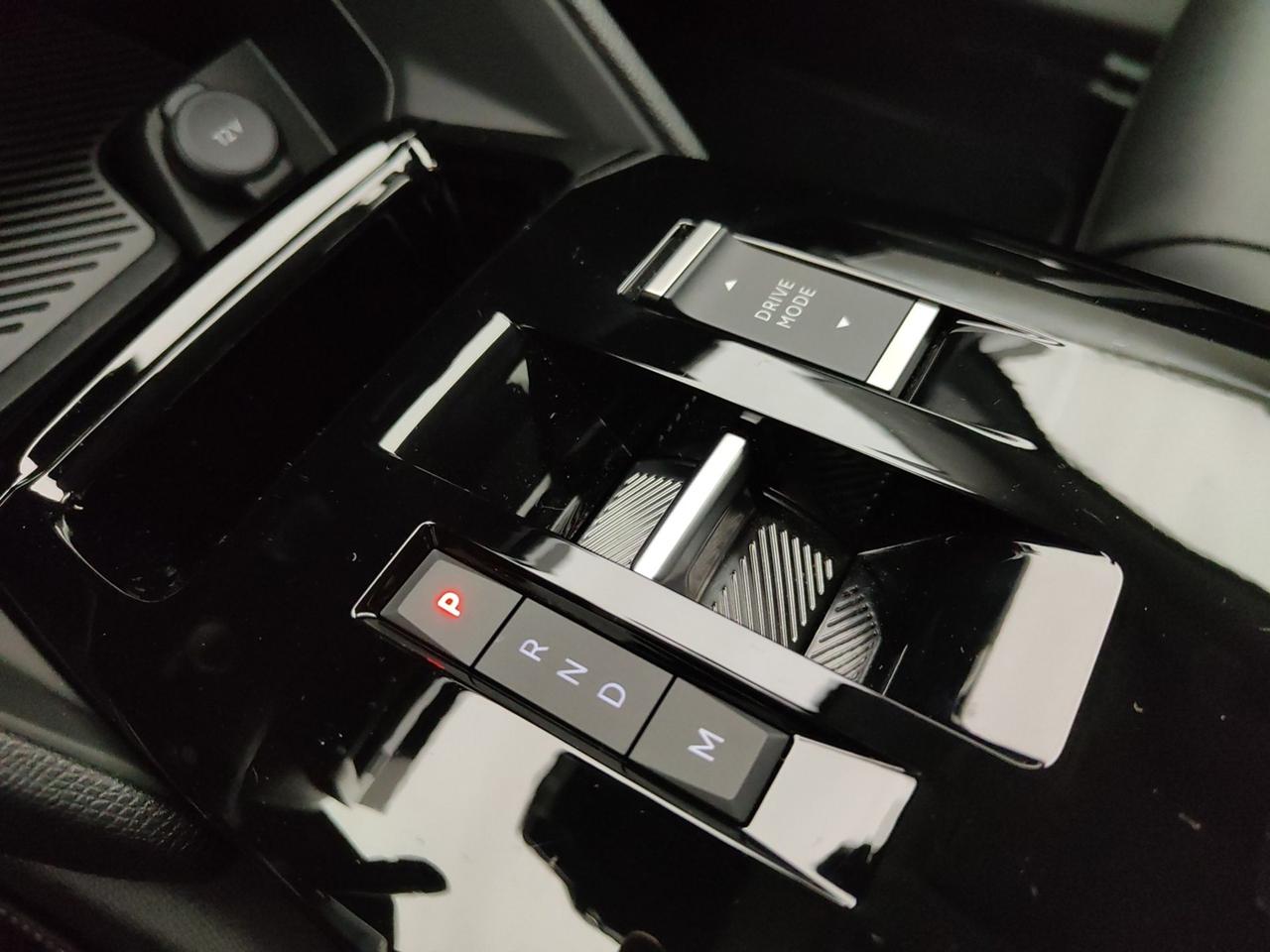 CITROEN C4 X 1.2 PURETECH 130CV MAX EAT8