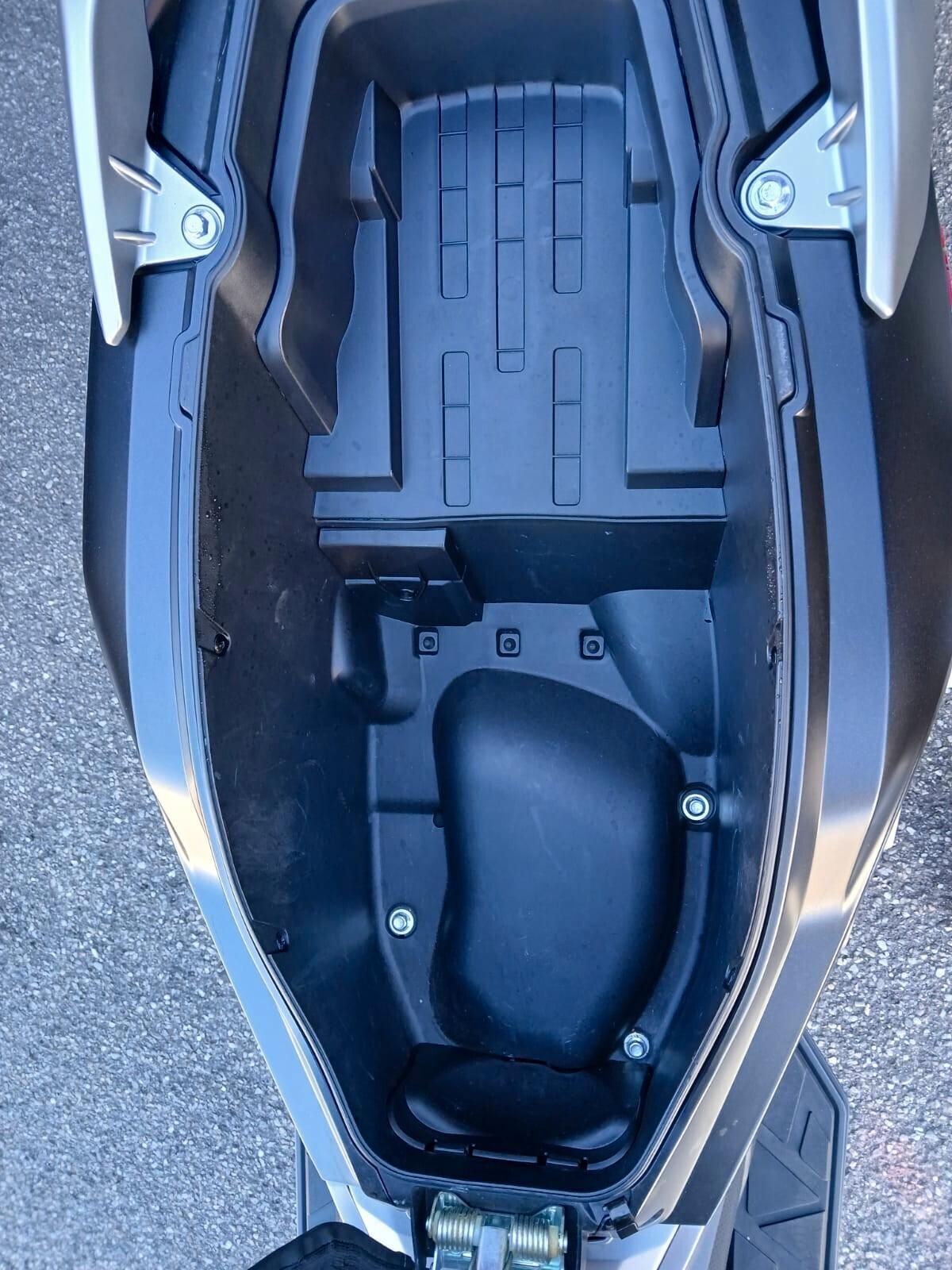 Voge Sfida SR1 125 ADV