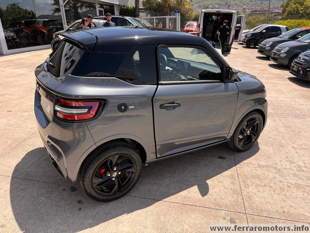 Ligier JS50 DCI Elite Confort nuova pronta consegna a179 euro al mese