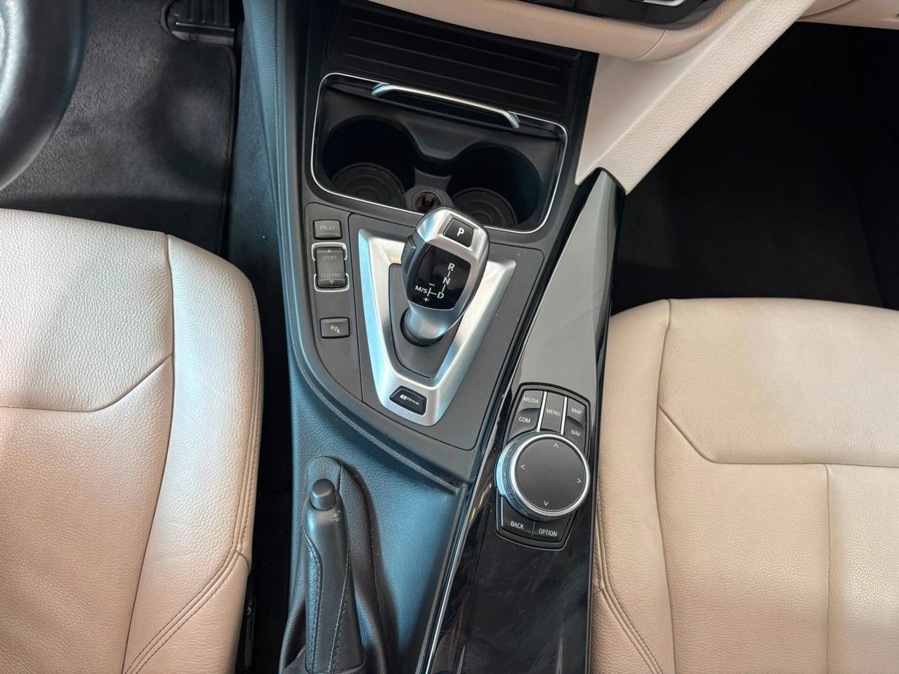 Bmw 330 330e iPerformance Luxury