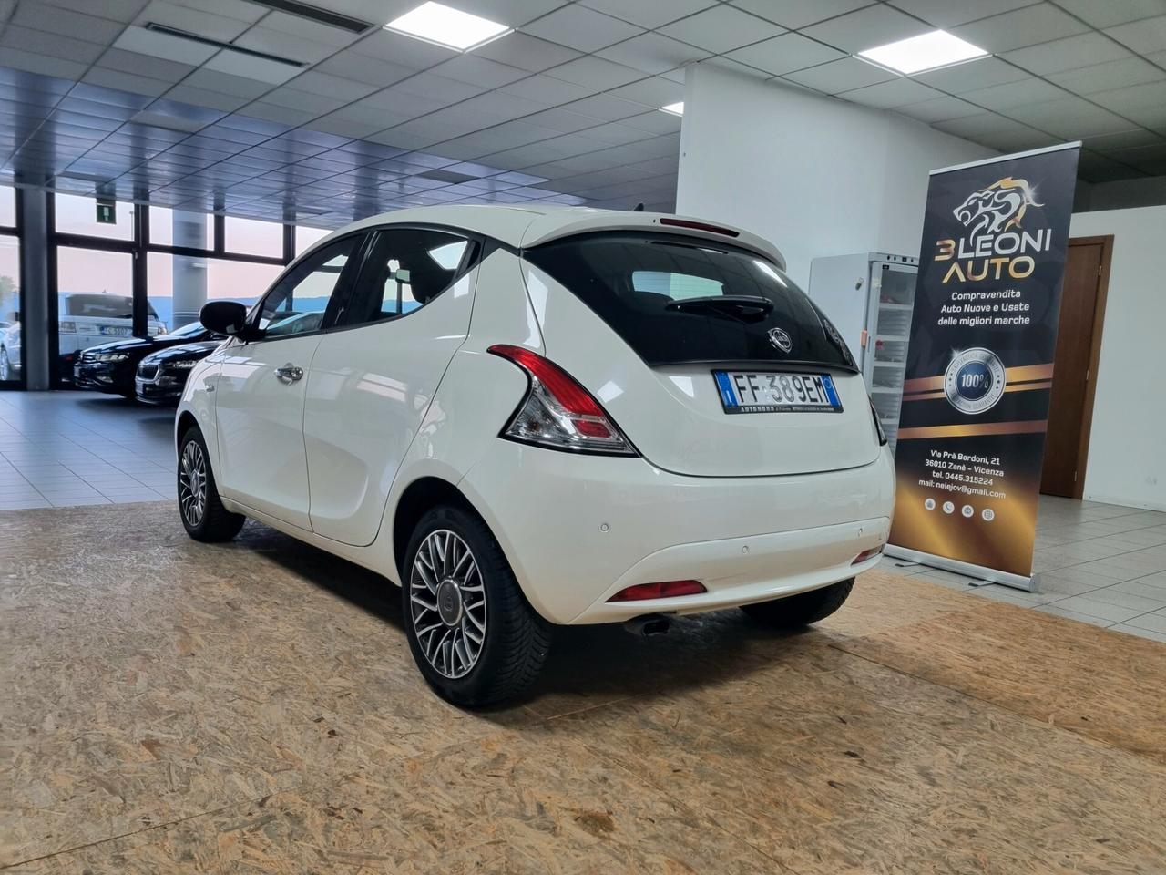 LANCIA YPSILON 1.2 BNEZINA 69 CV 5p. GOLD