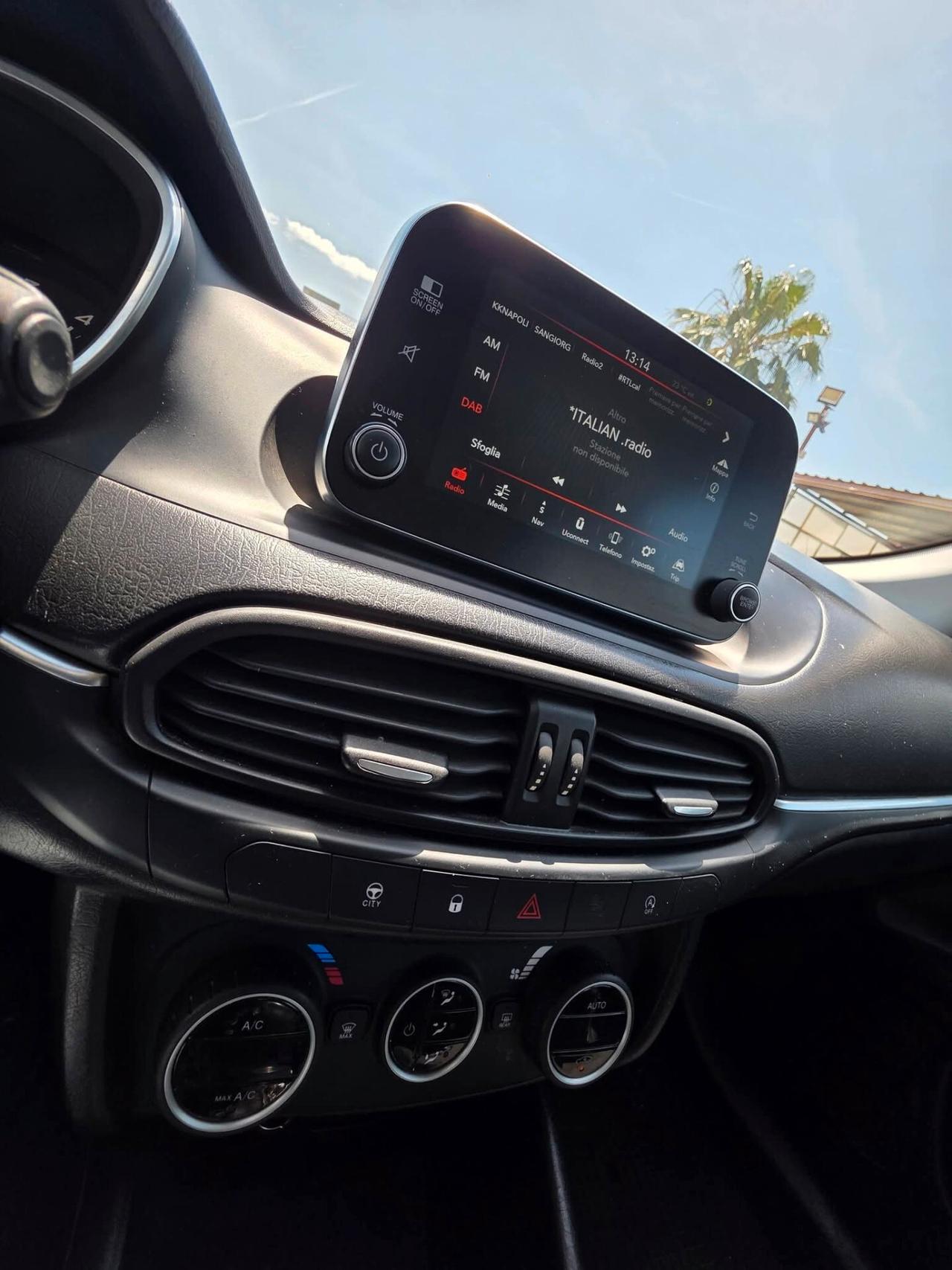 Fiat Tipo 1.6 Mjt S&S DCT SW Lounge