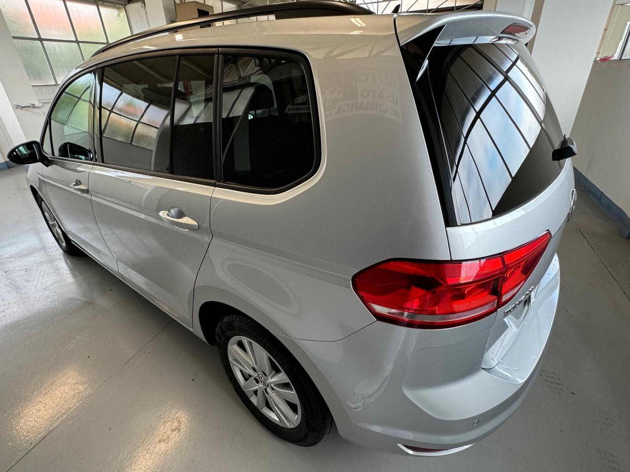 Volkswagen Touran 2.0 TDI 115 CV DSG Business Navi