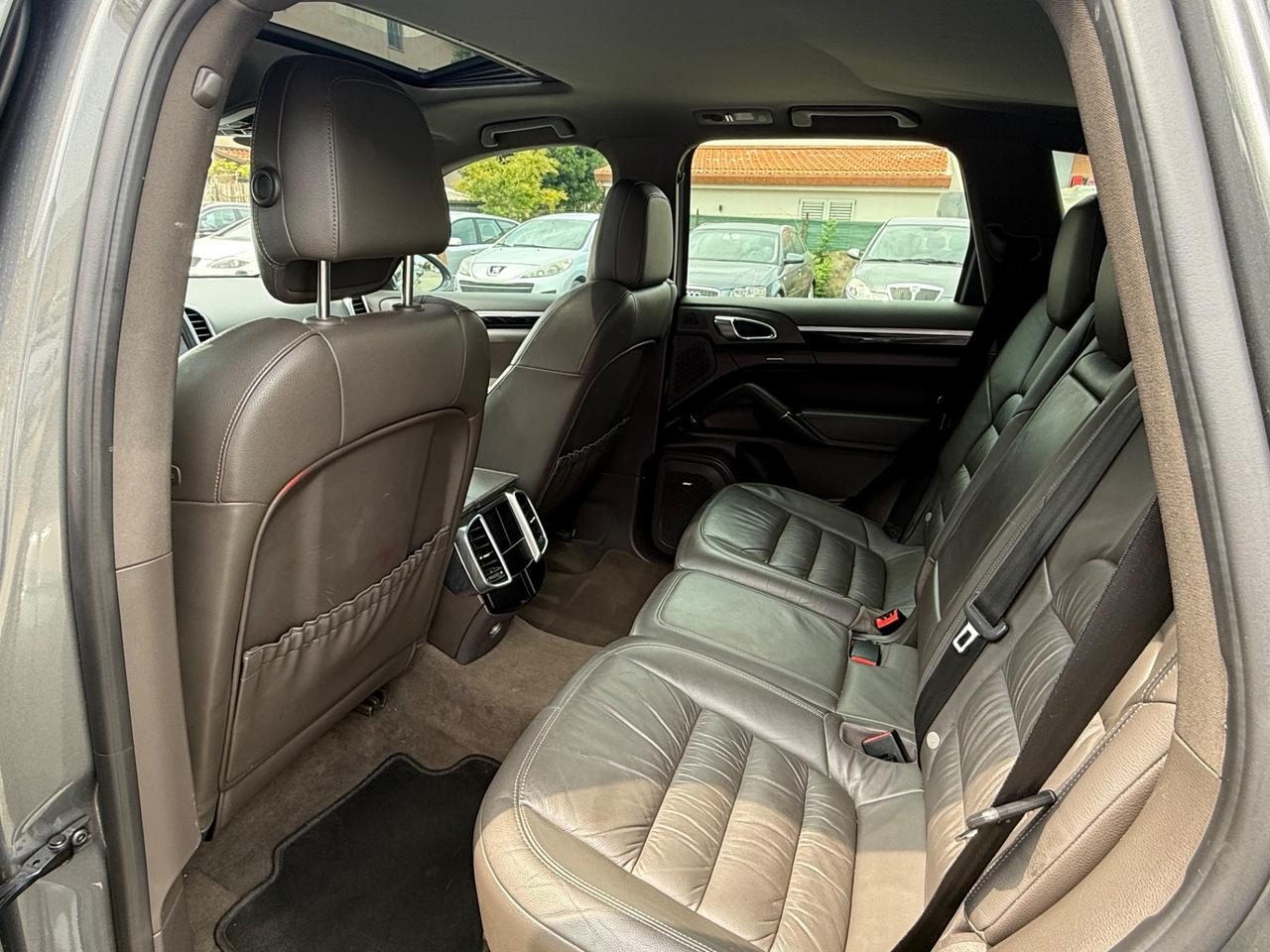 Porsche Cayenne 3.0Diesel 250CV Platinum Edition EURO6