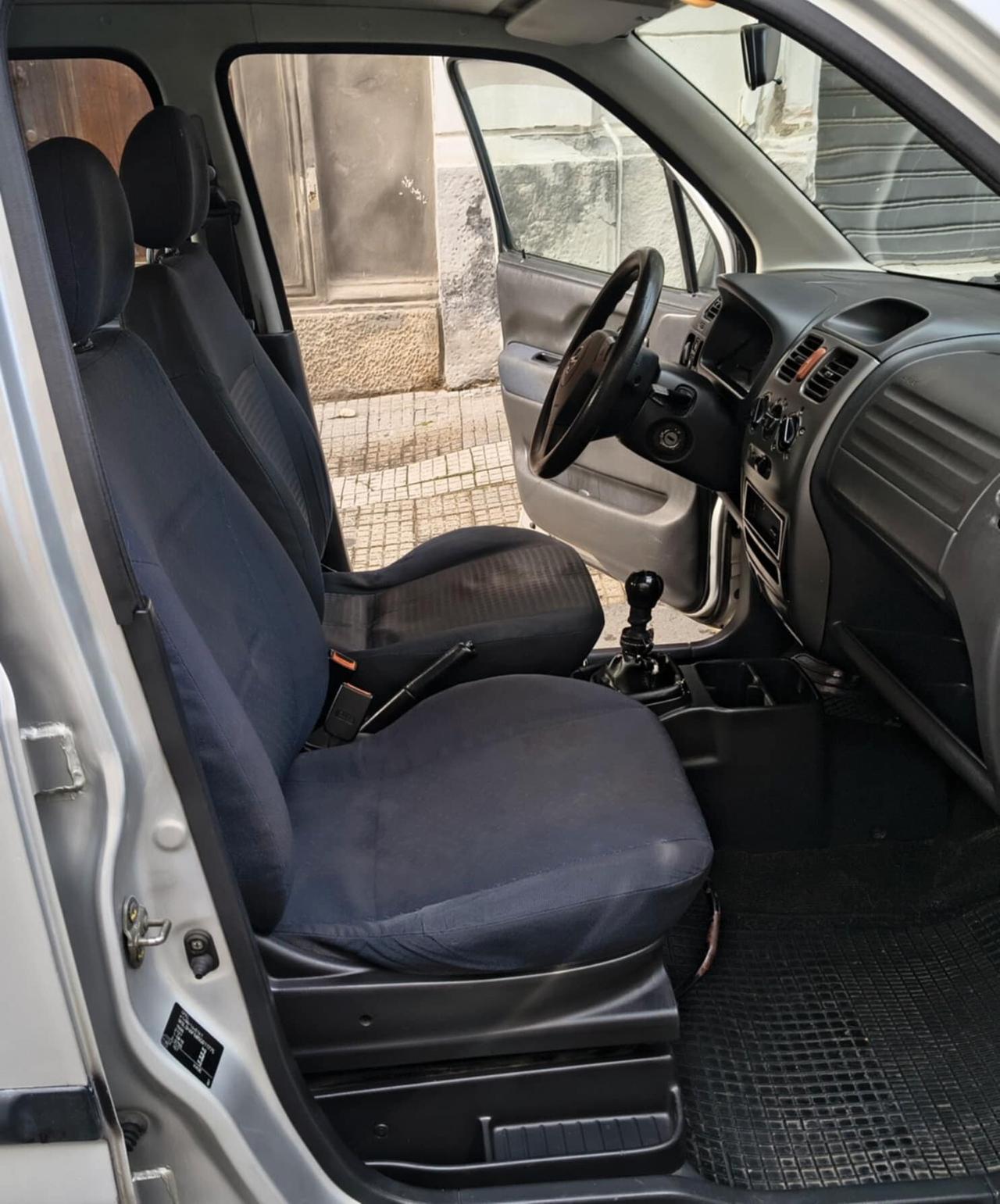 Opel Agila 1.3 CDTI Club