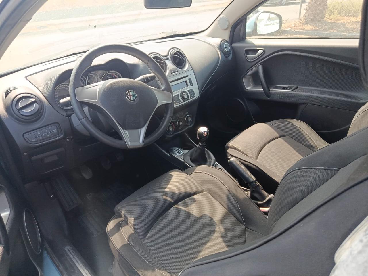 Alfa Romeo MiTo 1.6 JTDm 16V Distinctive Sport Pack