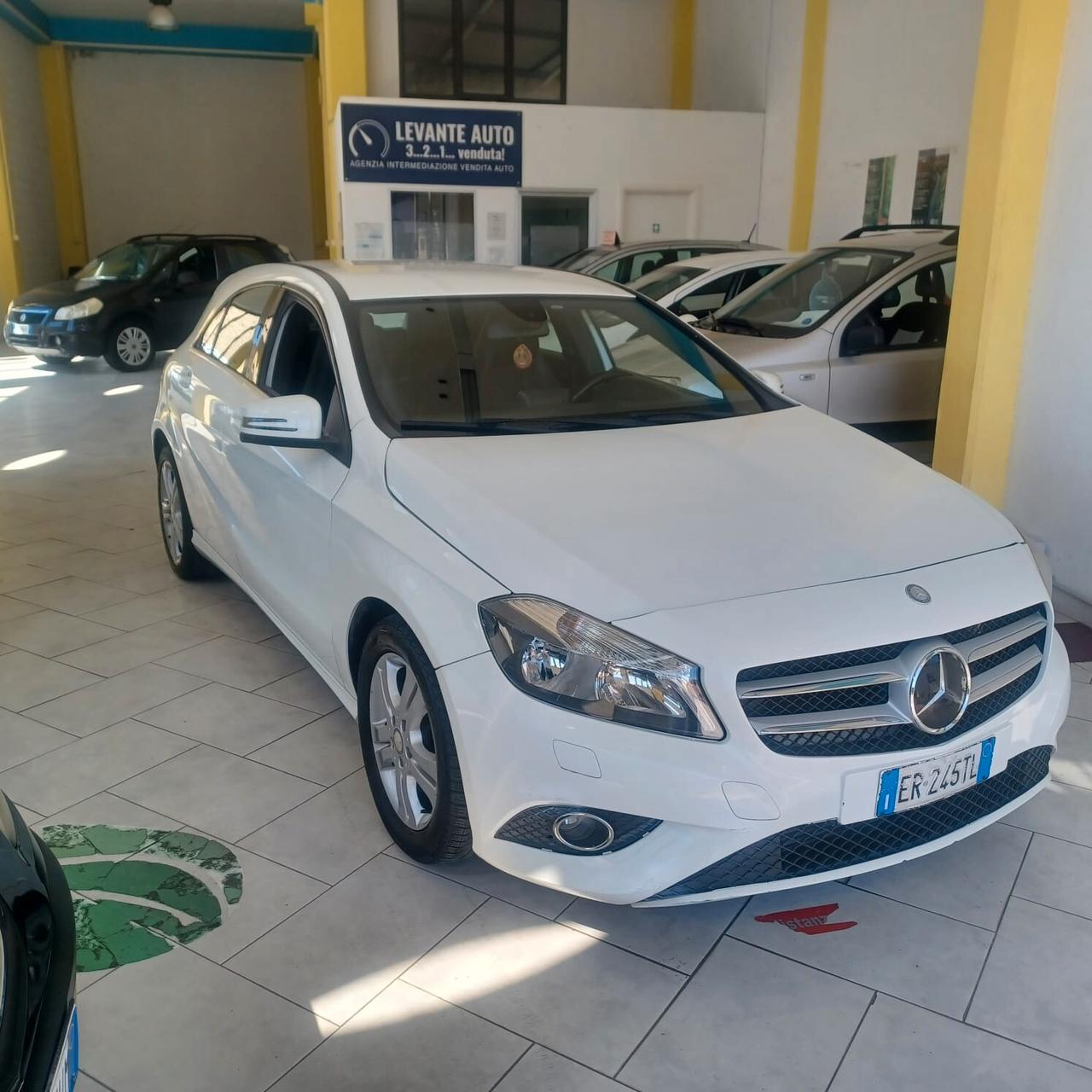 BUONE CONDIZIONI CLASSE A 180 1.5 TDI