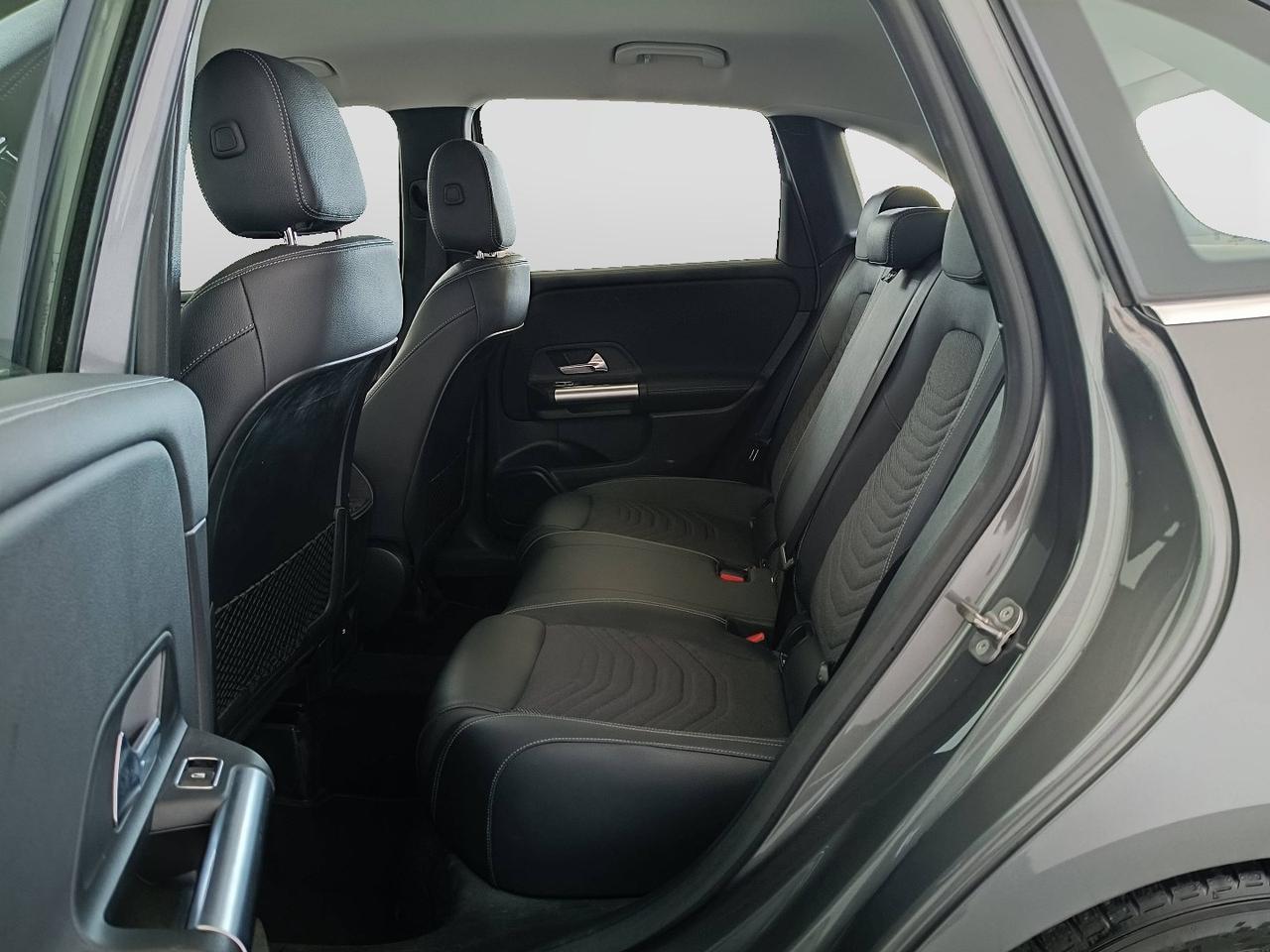 Mercedes-Benz Classe B - W247 2023 - B 180 Progressive Advanced Plus auto