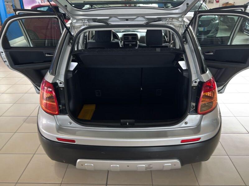 FIAT Sedici EMOTION 1.6 BENZ. 4X4