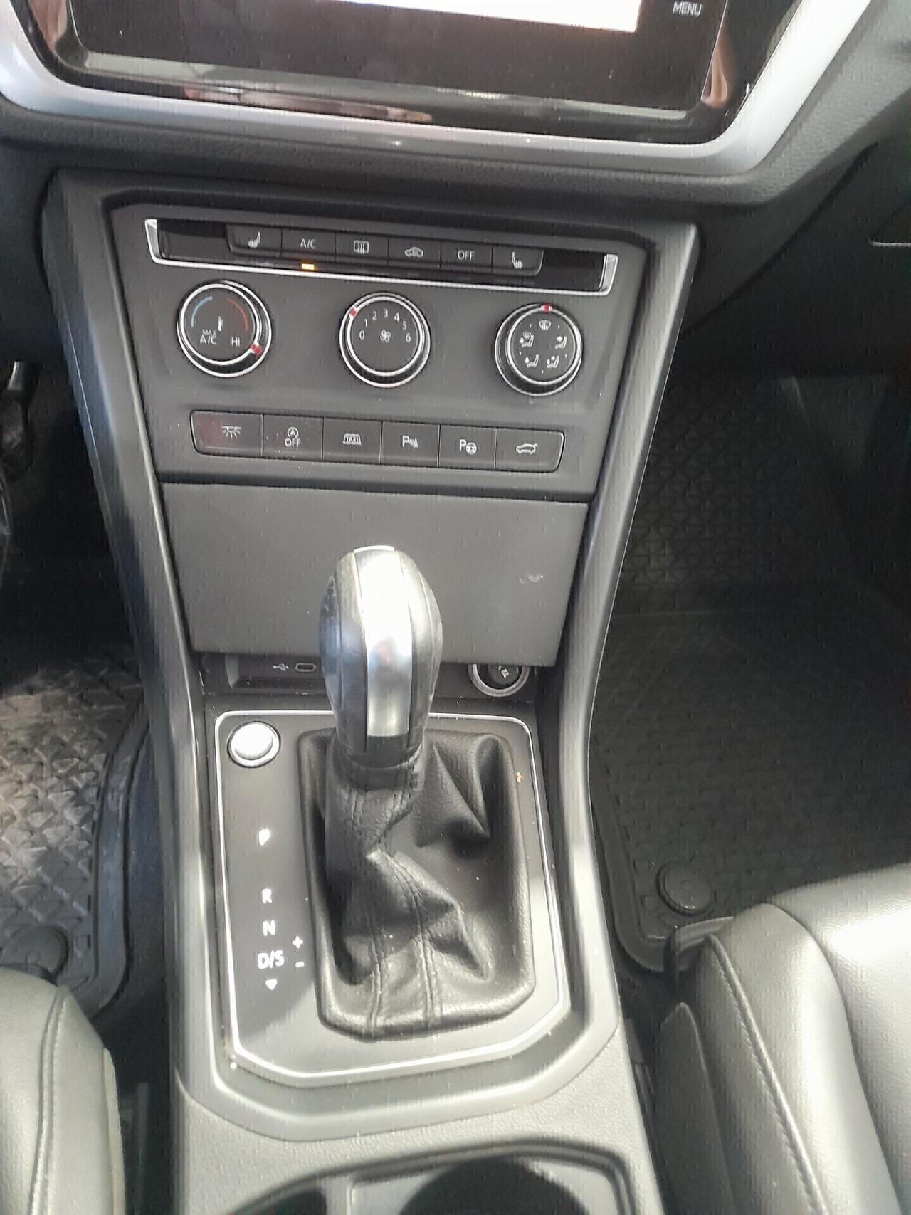 Volkswagen Touran 2.0 TDI 115 CV DSG Executive BlueMotion Technology