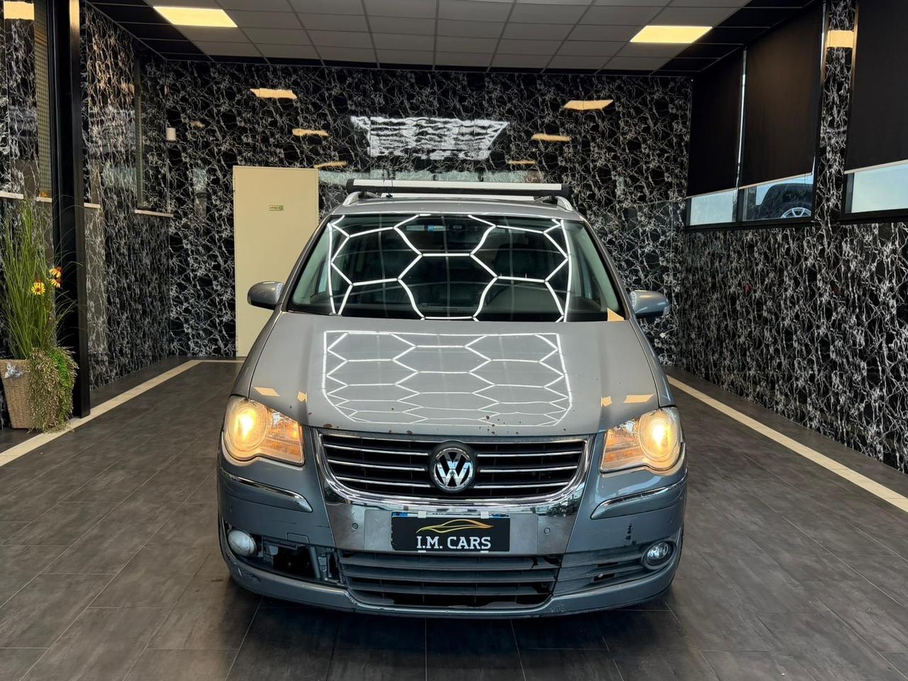 Volkswagen Touran 2.0 TDI 170CV DPF DSG Highline