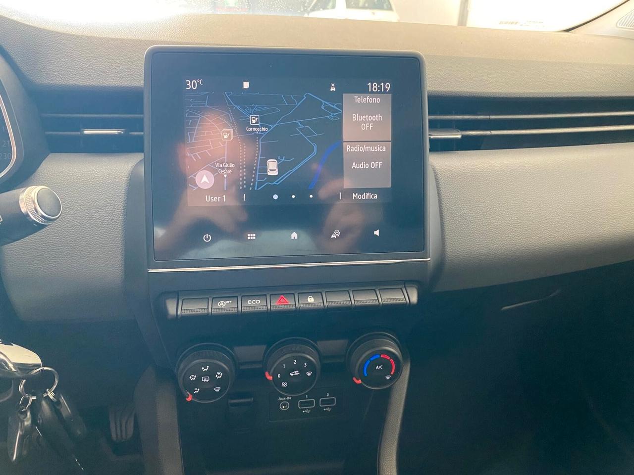 RENAULT CLIO BLUE DCI INTENS 85CV - FULL LED, RETROCAMERA, NEOPATENTATI