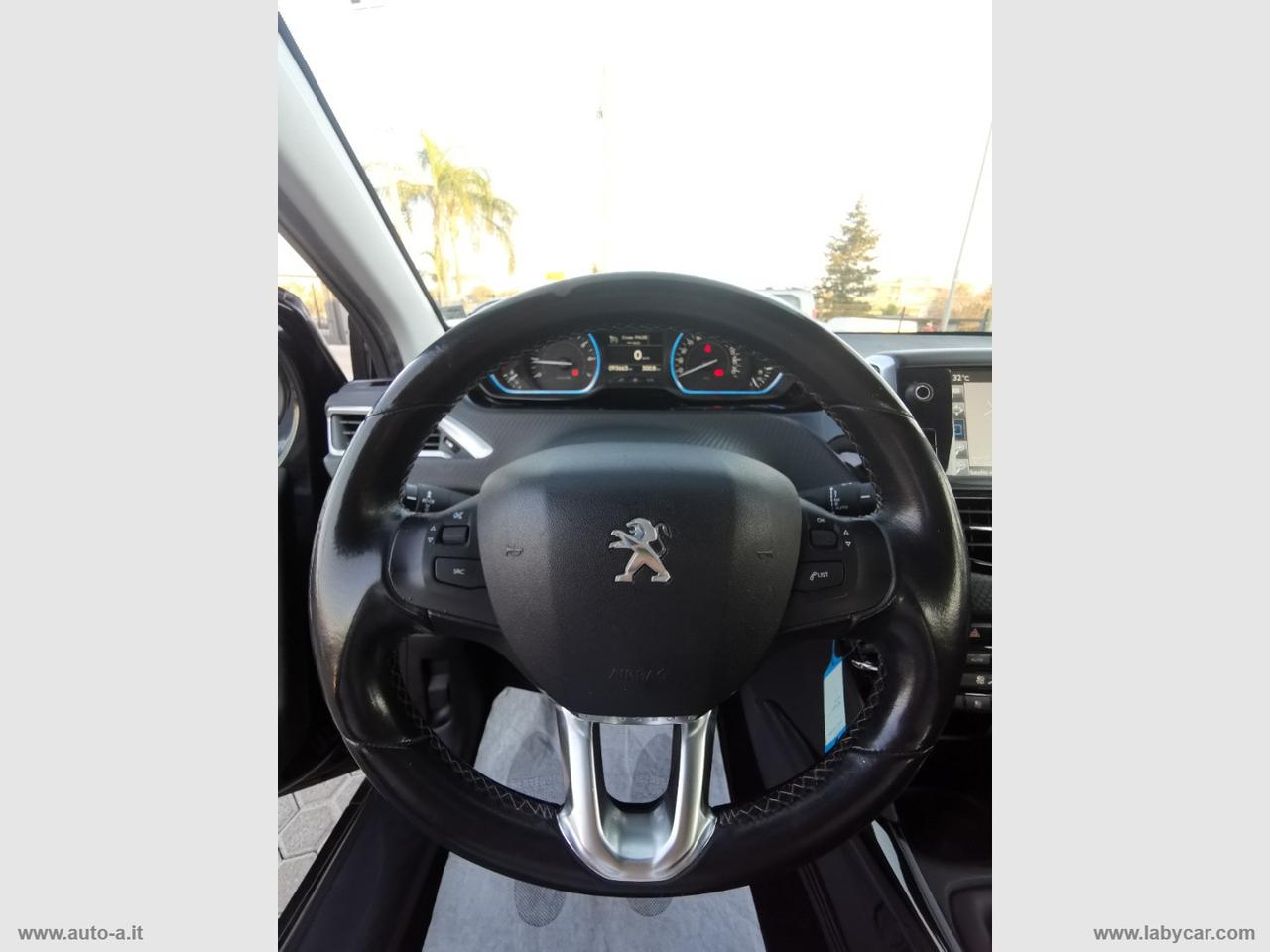 PEUGEOT 2008 PureTech 82 Allure