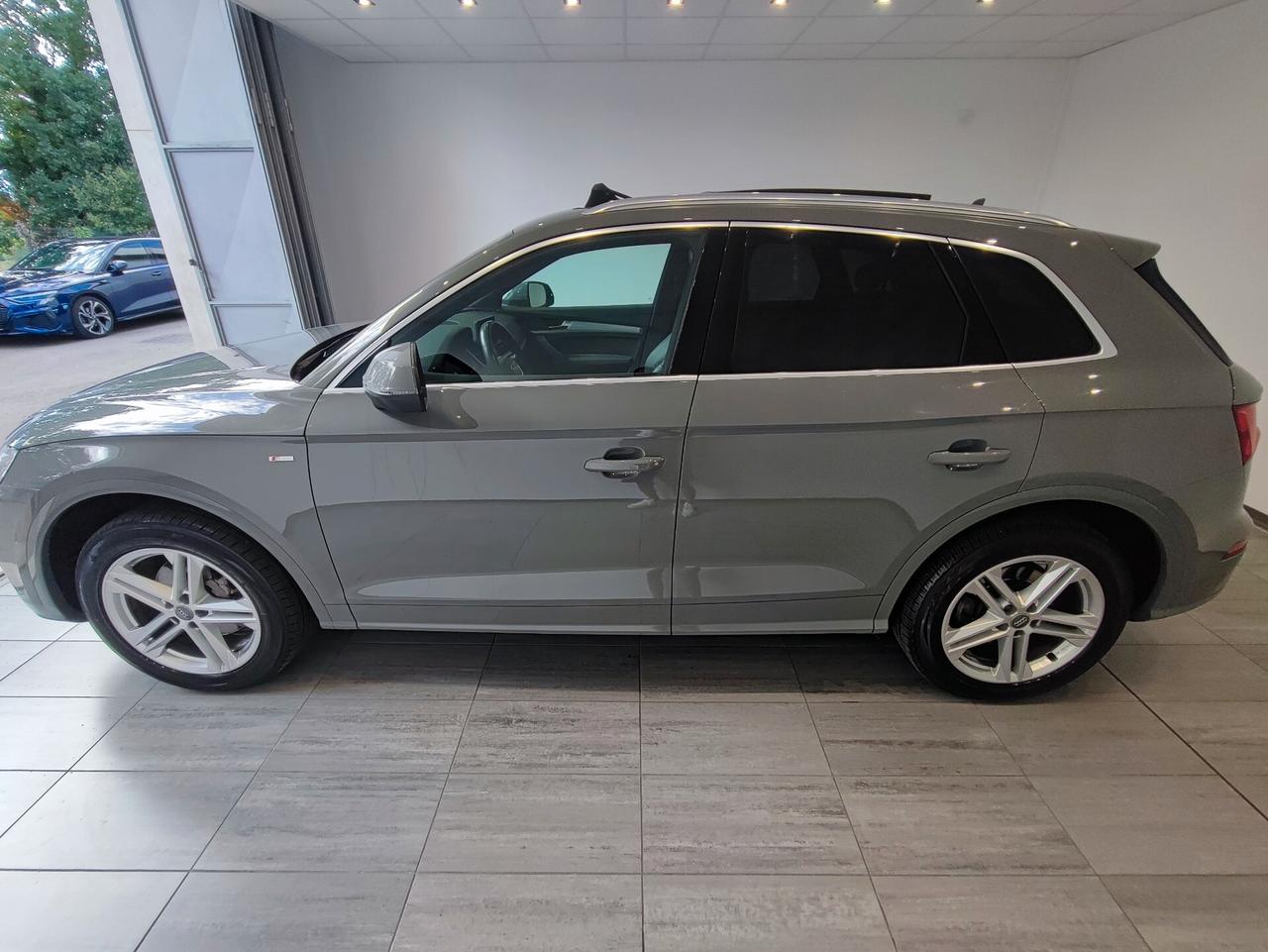 Audi Q5 40 TDI quattro S tronic line plus