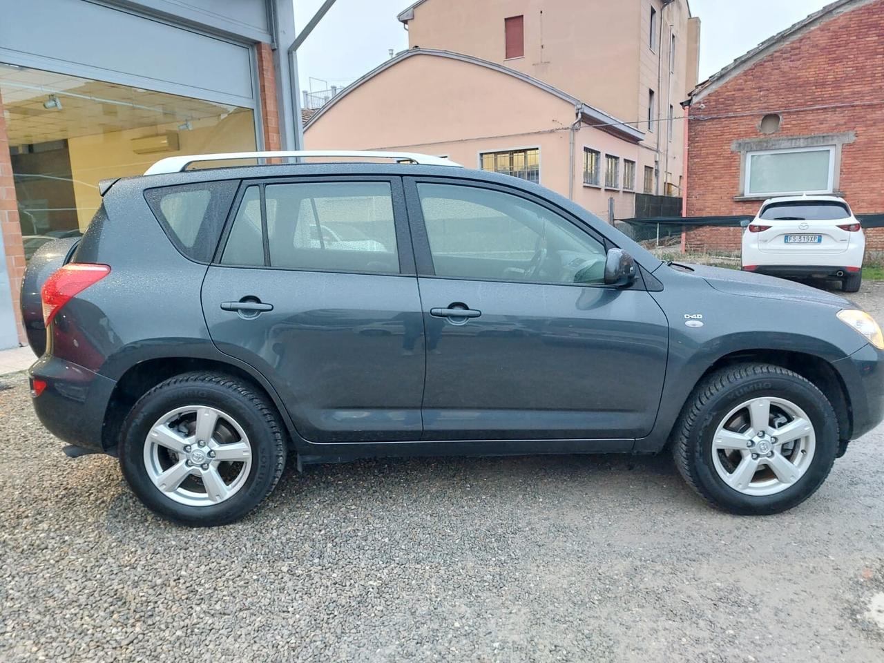 Toyota RAV 4 RAV4 2.2 D-4D 136 CV Sol UNICO PROPRIETARIO