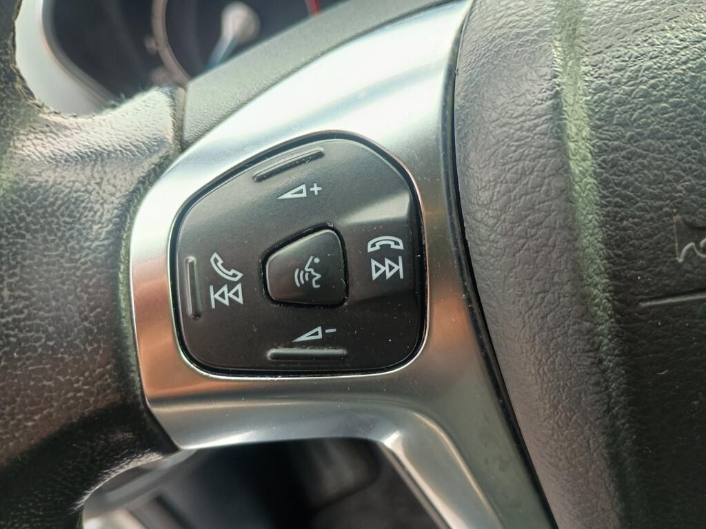 Ford B-Max 1.5 TDCi 75 CV Titanium Autocarro N1